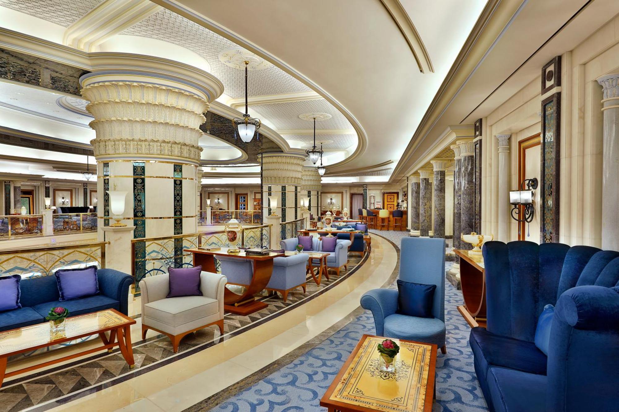 The Ritz-Carlton Jeddah Hotel Exterior foto Lobby