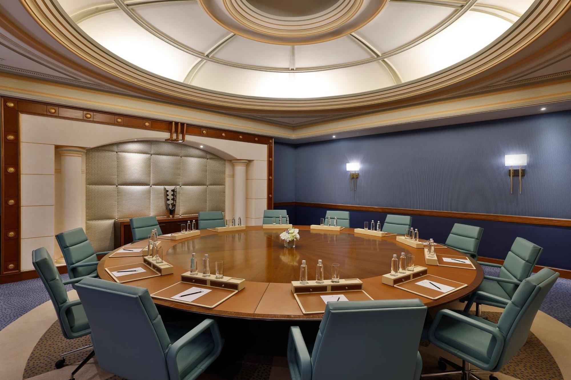 The Ritz-Carlton Jeddah Hotel Exterior foto The boardroom of the World Bank Group
