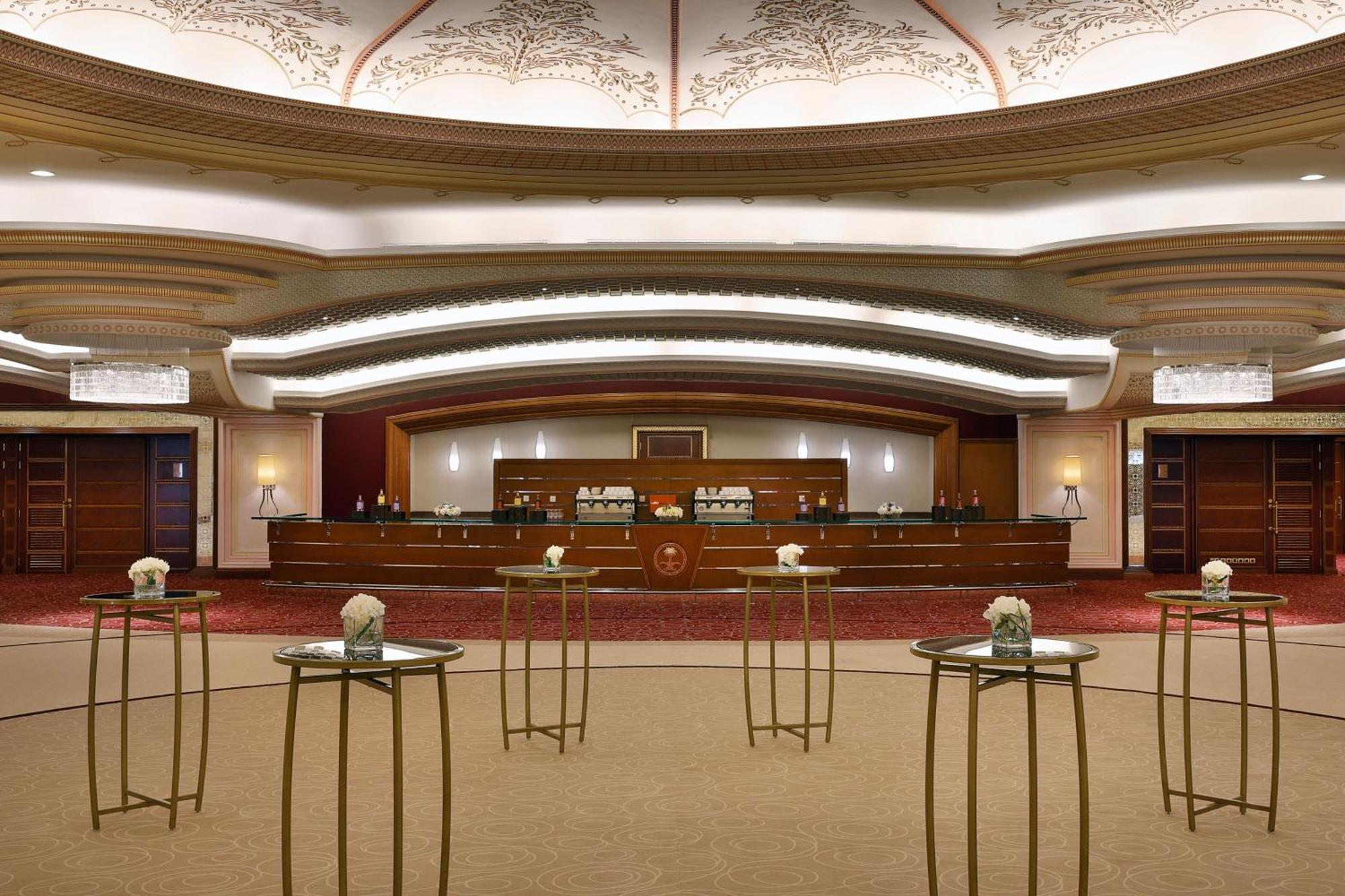 The Ritz-Carlton Jeddah Hotel Exterior foto The ballroom